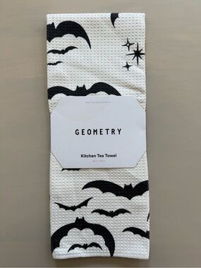 NWT Geometry Tea Towel in
"Midnight Bats"